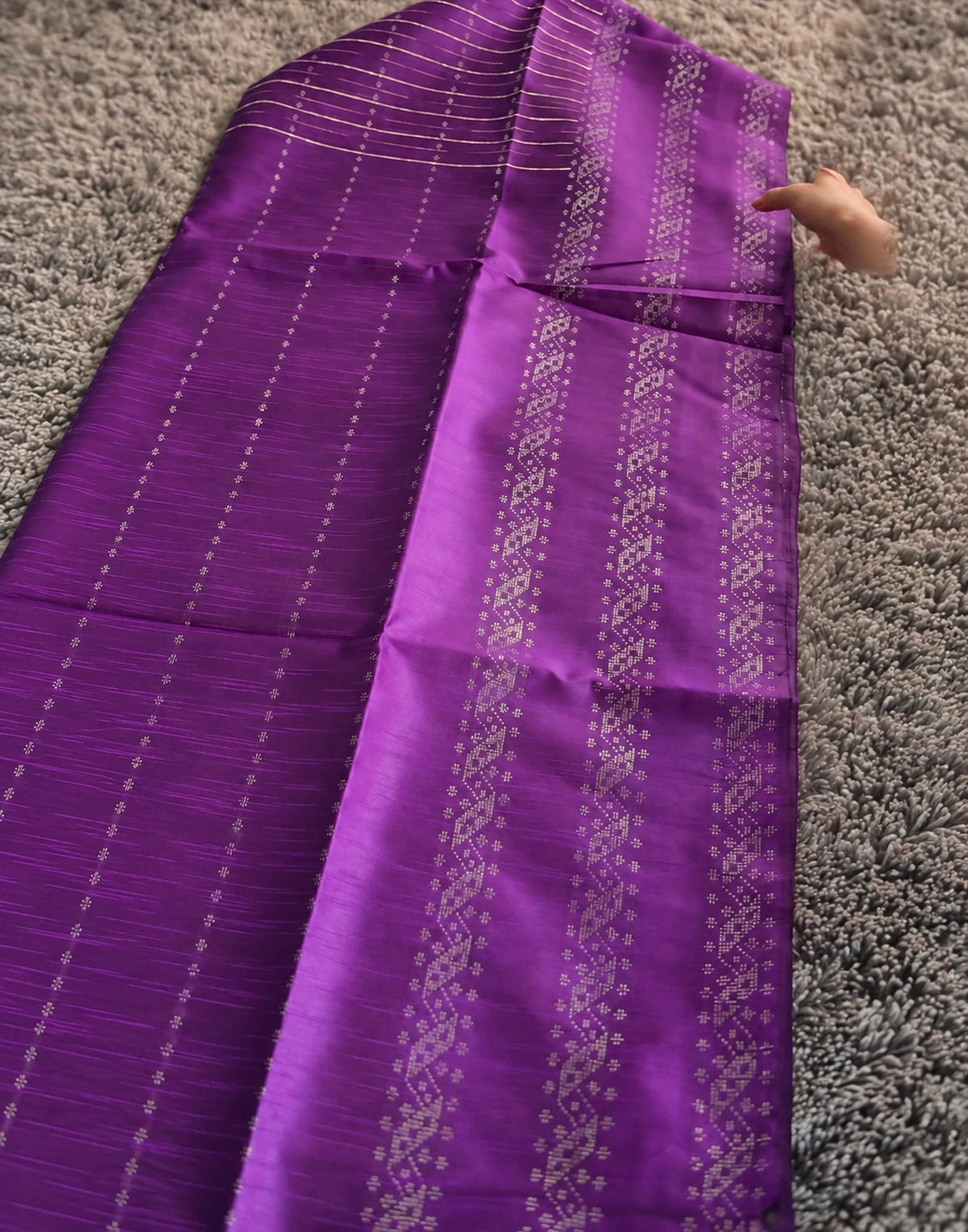 Mugilveni Purple Silk Saree