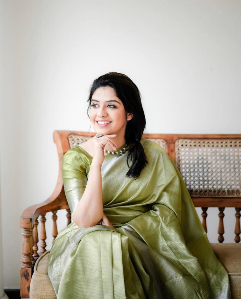 Elegant Olive Green Silk Saree with Subtle Shine