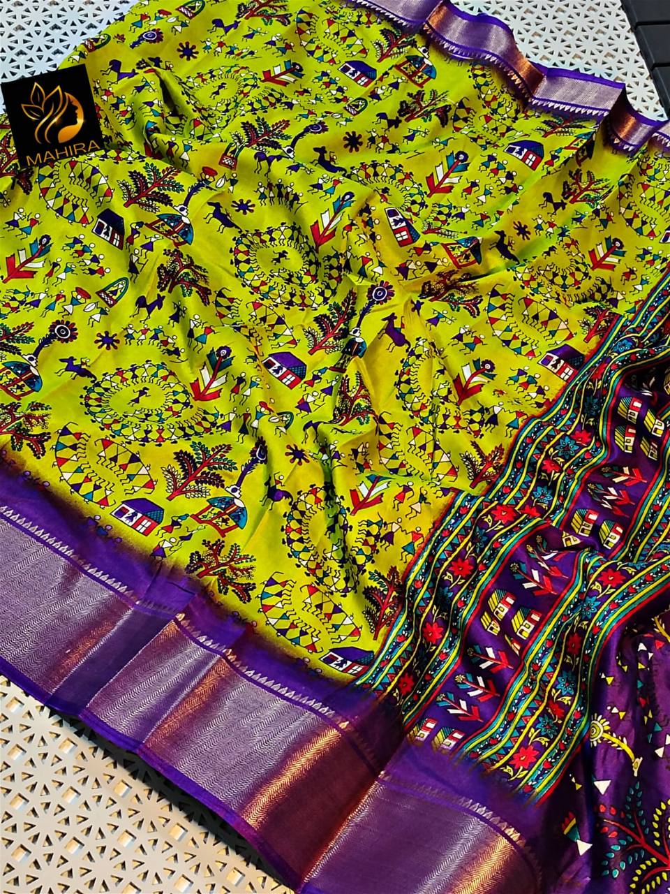 Dola Silk Saree with All-Over Floral Design & Gold Weaving Border