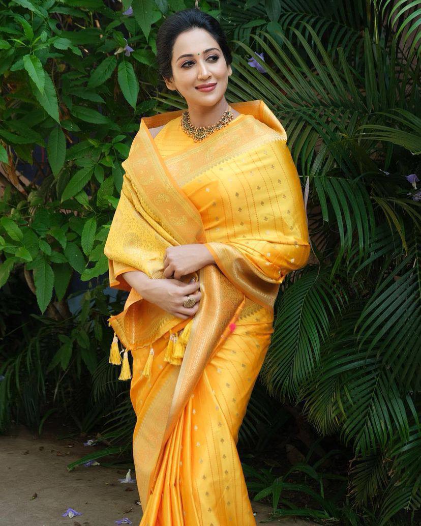 Heritage-Inspired Silk Drape for Grand Occasions