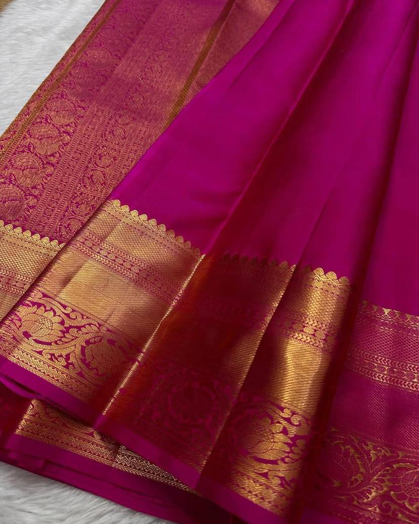 Comfort Wear Organic Banarasi Lichi Silk Wedding Saree
